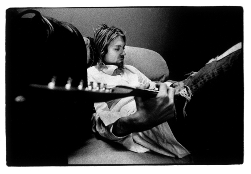 kurt cobain 1993-photo.jpg
